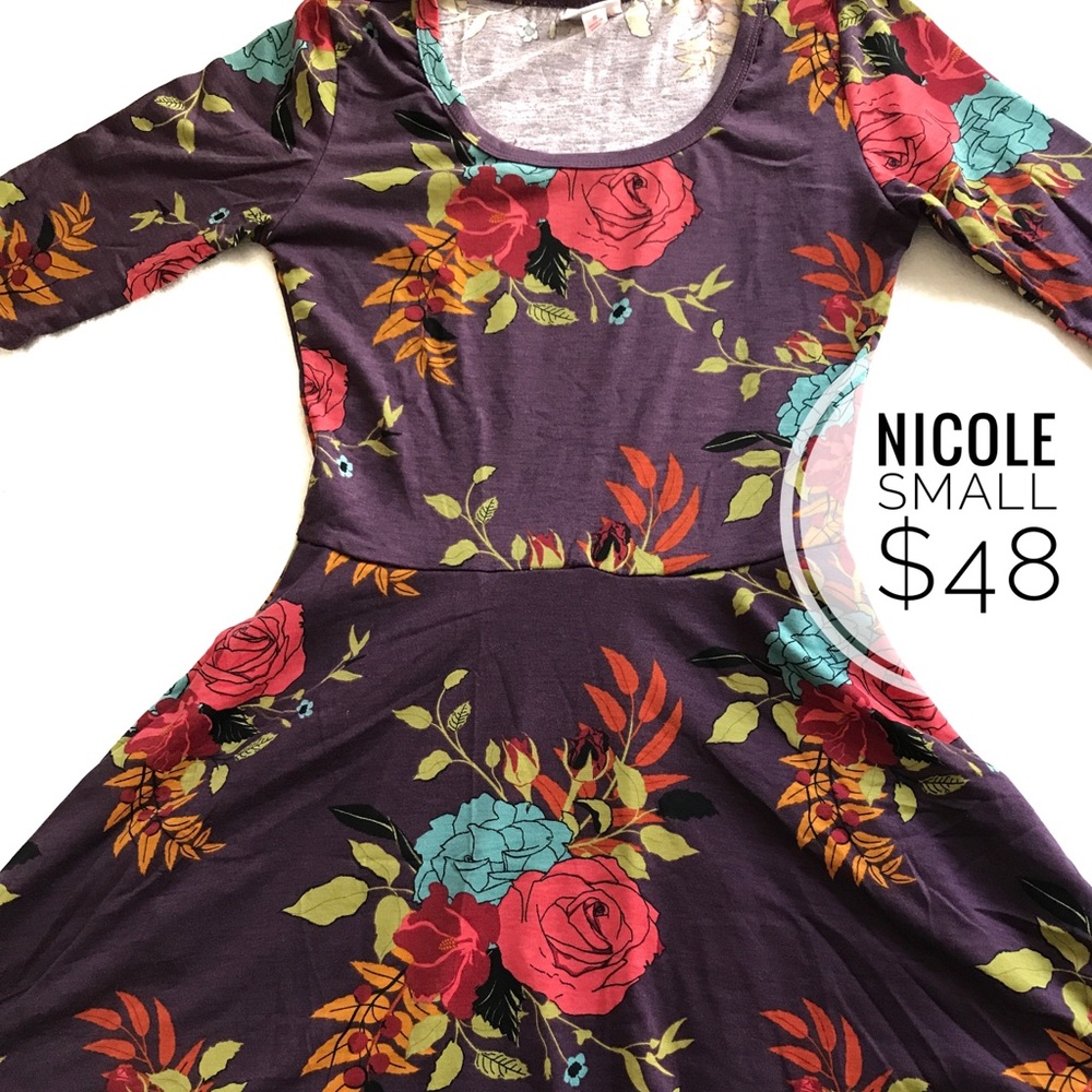 Nicole with Pockets NWT SMALL, medium, 3xl XS